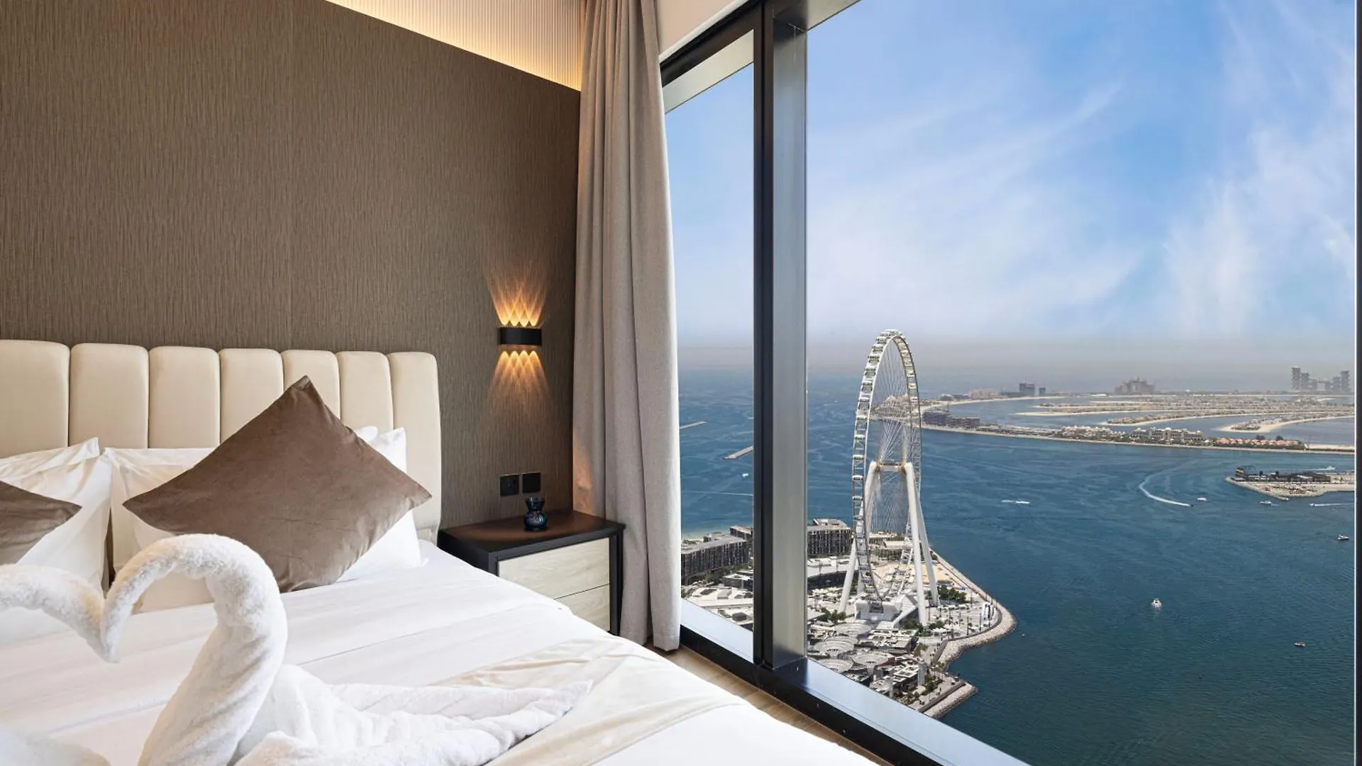 2Br Panoramic Sea Views Address Beach Resort Dubai