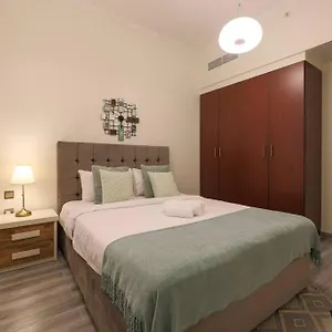  Apartment Veluxa - Spectacular 4 Bedroom